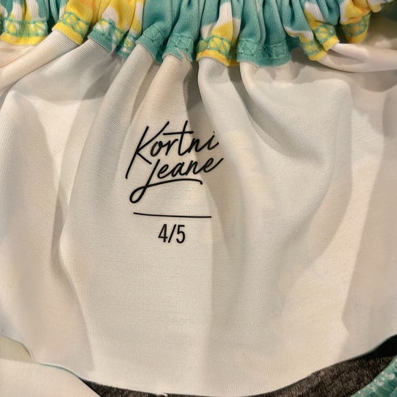 Halter swim top - Picture 2 of 2